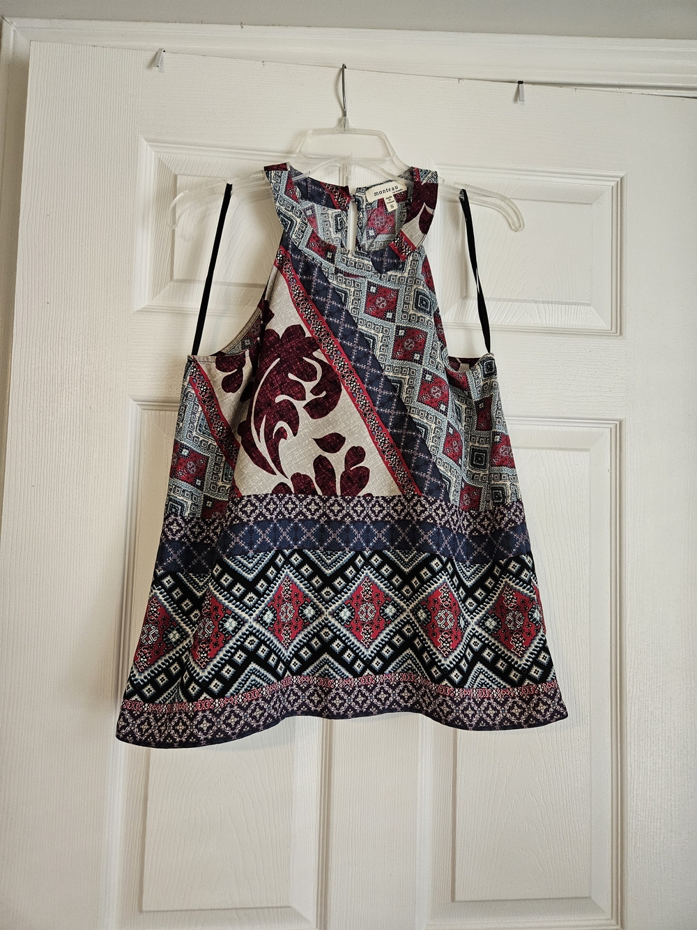Monteau Burgundy and Navy Printed Cold-Shoulder Tank